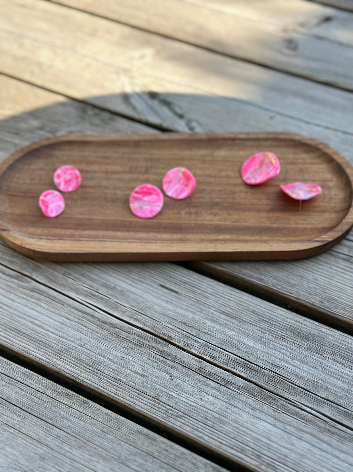 PETALS CURVED STUDS MINI