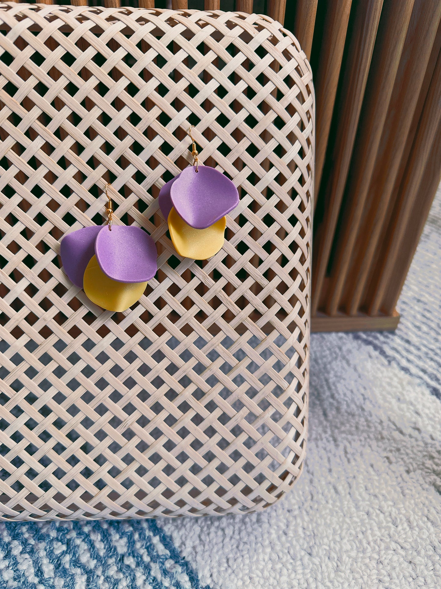 CROCUS DANGLE PURPLE