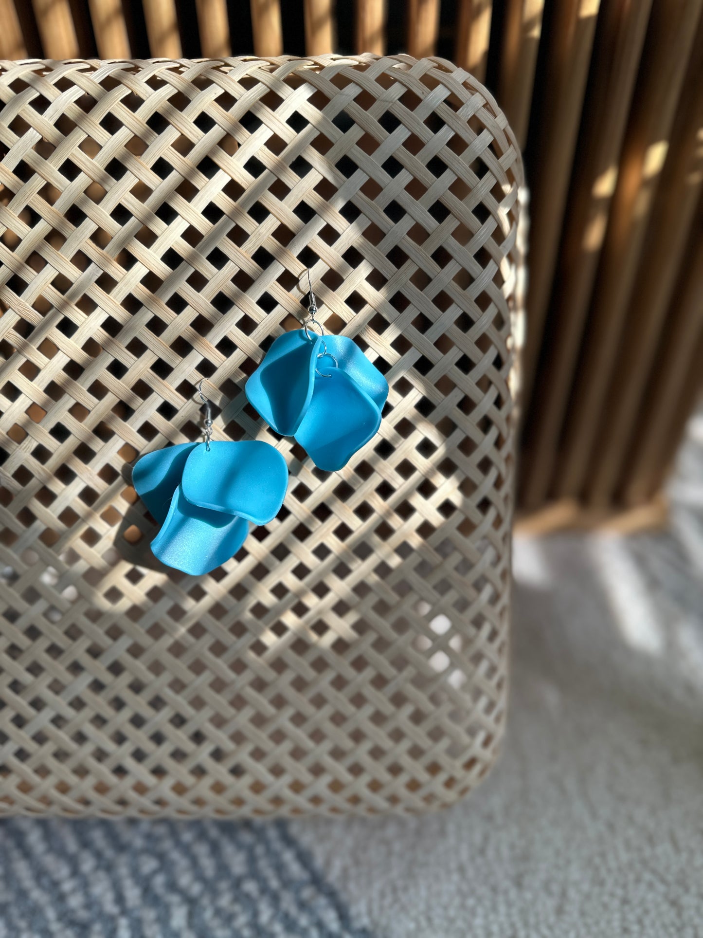 CROCUS DANGLE BLUE