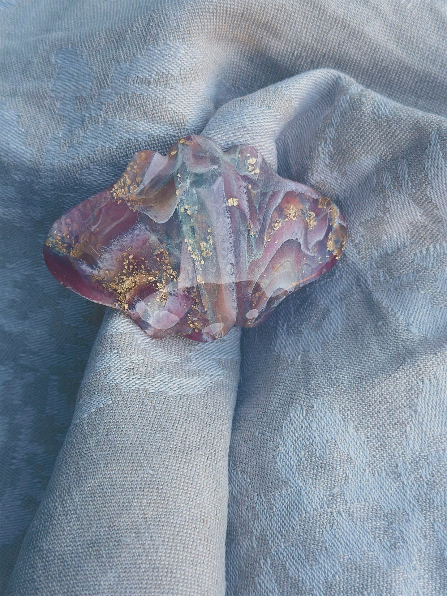 AMATRINE HAIRCLIP