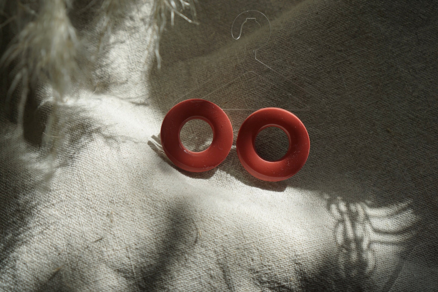 GEOMETRIC MEGA CIRCLE STUDS