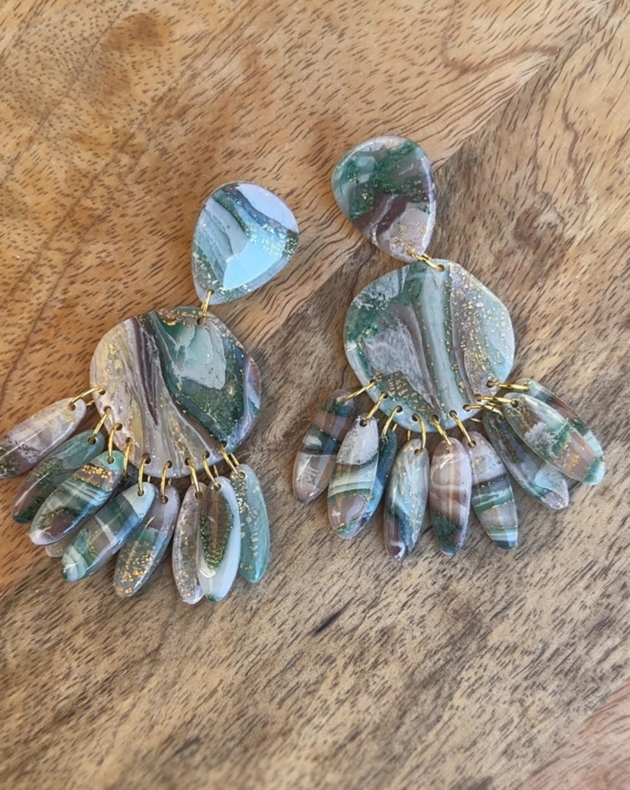 MOSS & MARBLE DANGLE