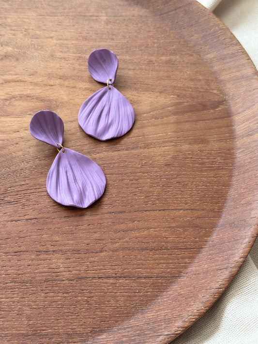 DELICATE PETALS DANGLE PURPLE