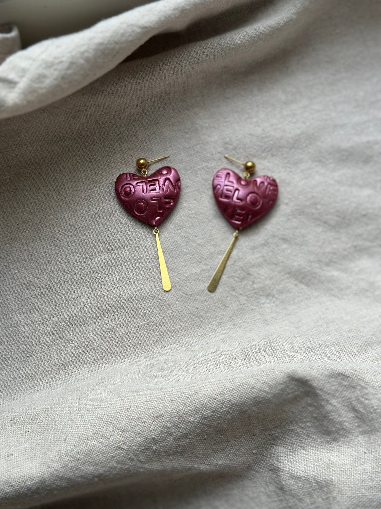 AMOUR POUR TOUJOURS DANGLES