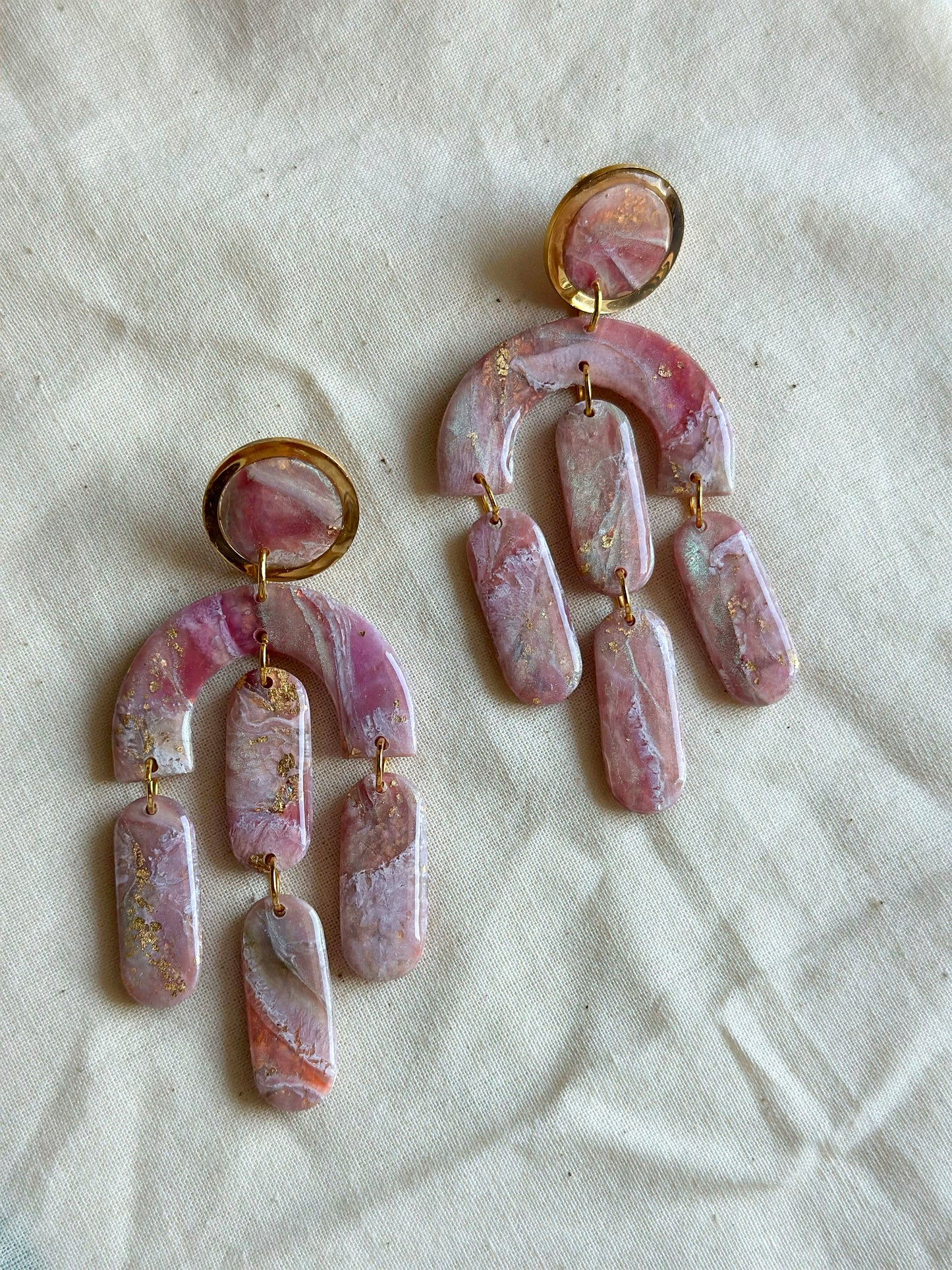 AMETRINE FLOW  DANGLES