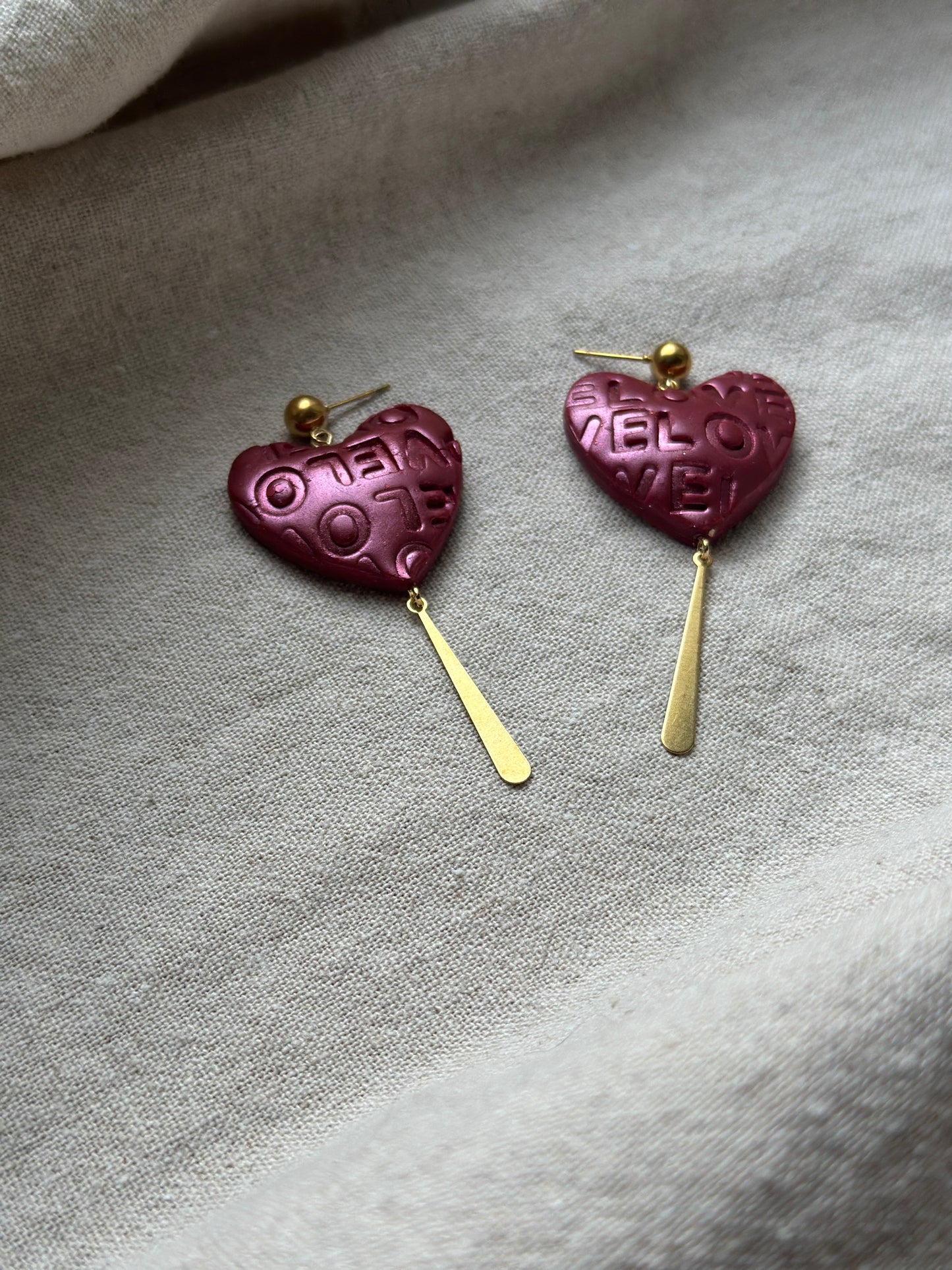 AMOUR POUR TOUJOURS DANGLES