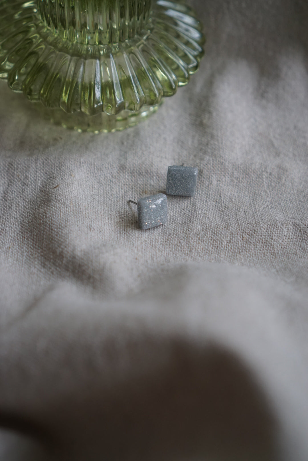 GEOMETRIC SQUARE STUDS