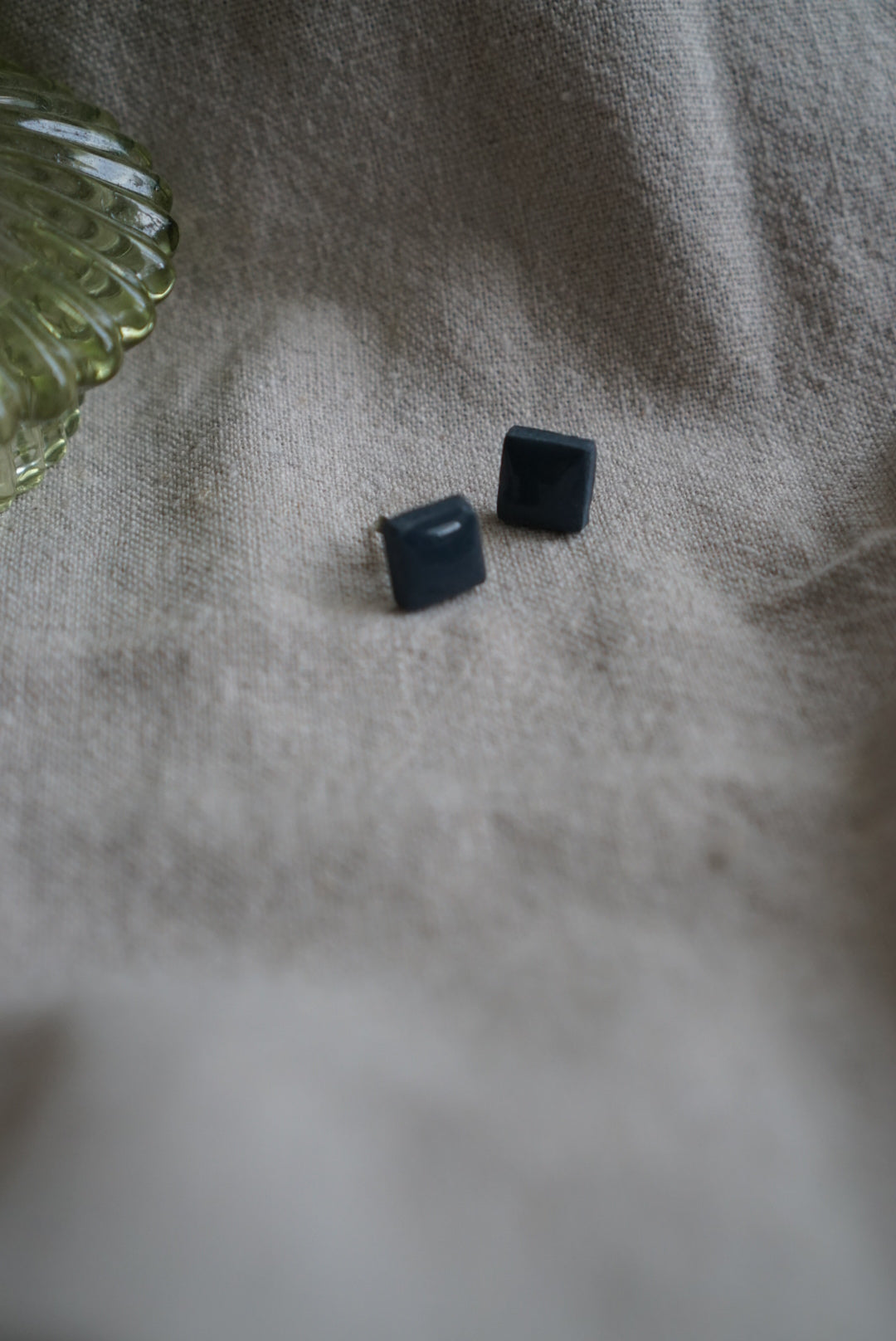 GEOMETRIC SQUARE STUDS