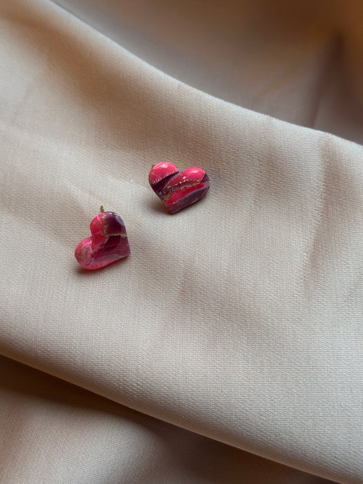 PASSIONATE HEART STUDS