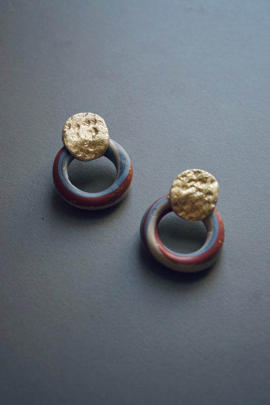 RED SAND & BLUE SKY STUDS MINI